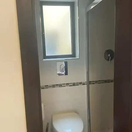 Modern 7 Minutes Away From & Close To St.julians Bahar ic-Caghaq